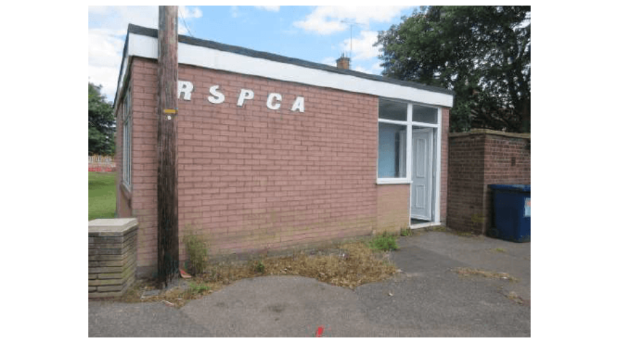 commercial unit to let Park Road N2