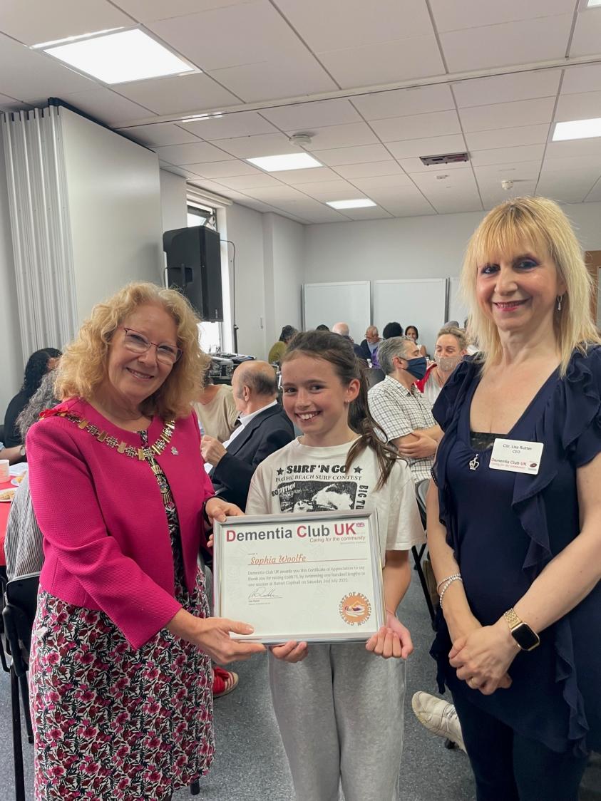 The Mayor awarding Sophia